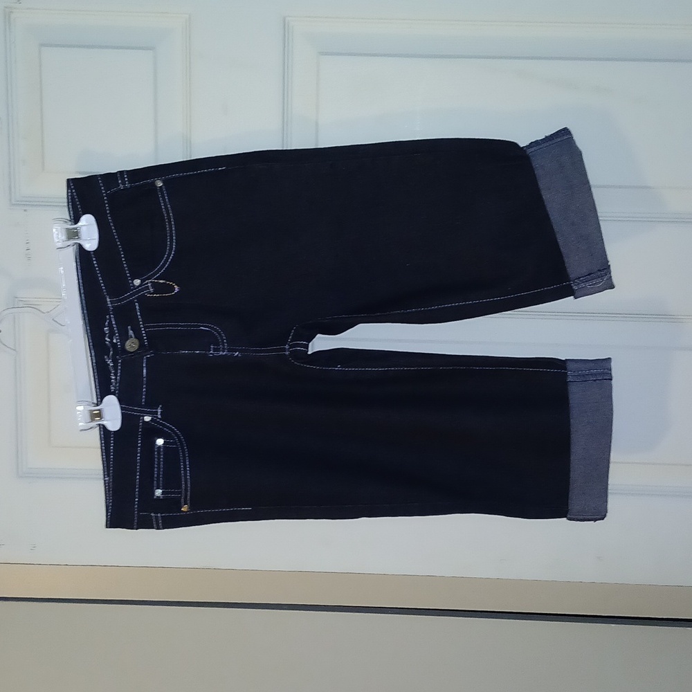 Women's capri pants.
